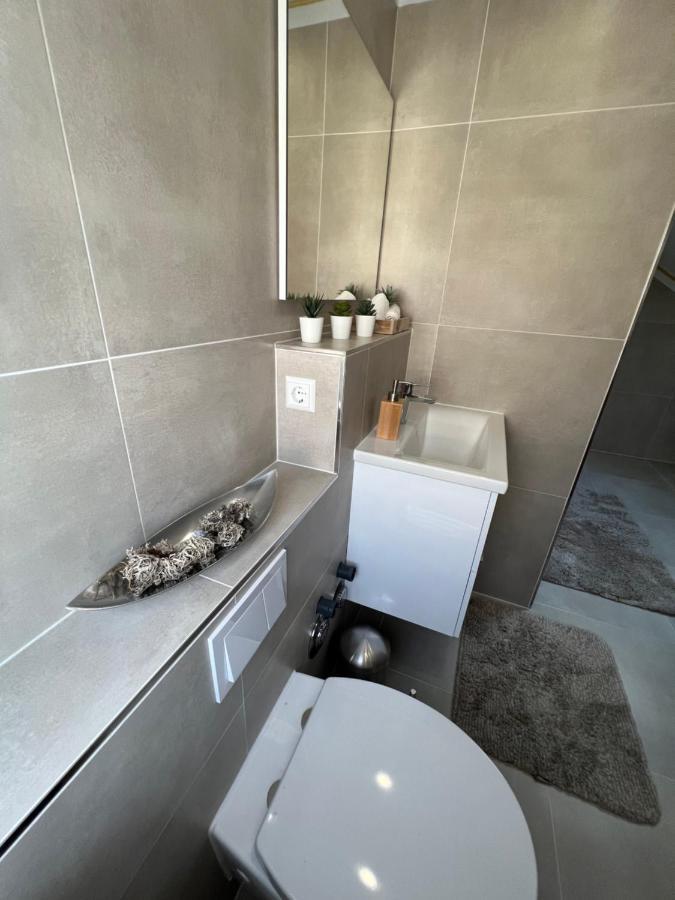 Ferienwohnung Lidu-Jene Eislingen Εξωτερικό φωτογραφία